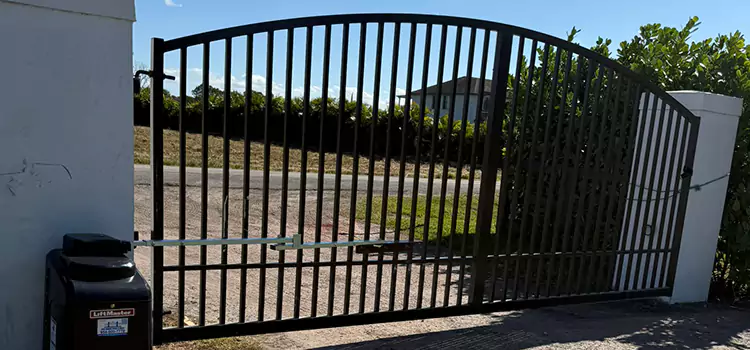 Driveway Fence Repair West Whittier-Los Nietos